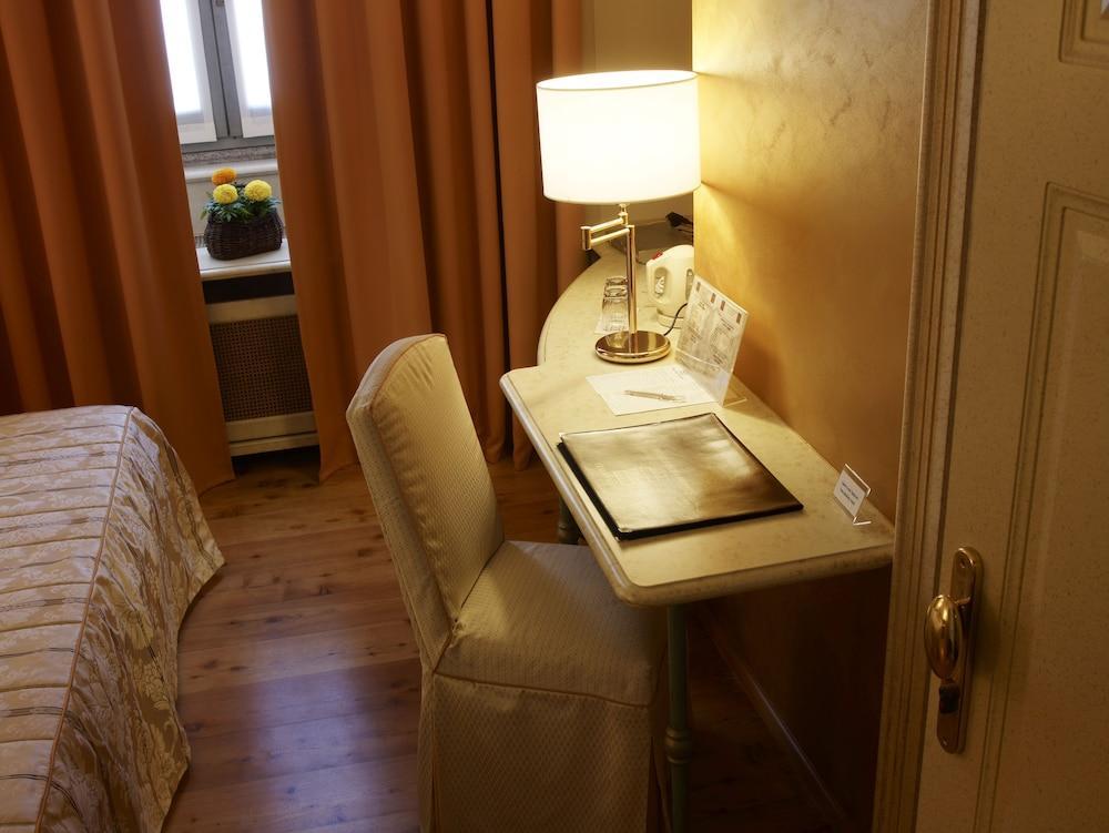 تشيزانو ماديرنو Hotel Parco Borromeo - Monza Brianza المظهر الخارجي الصورة