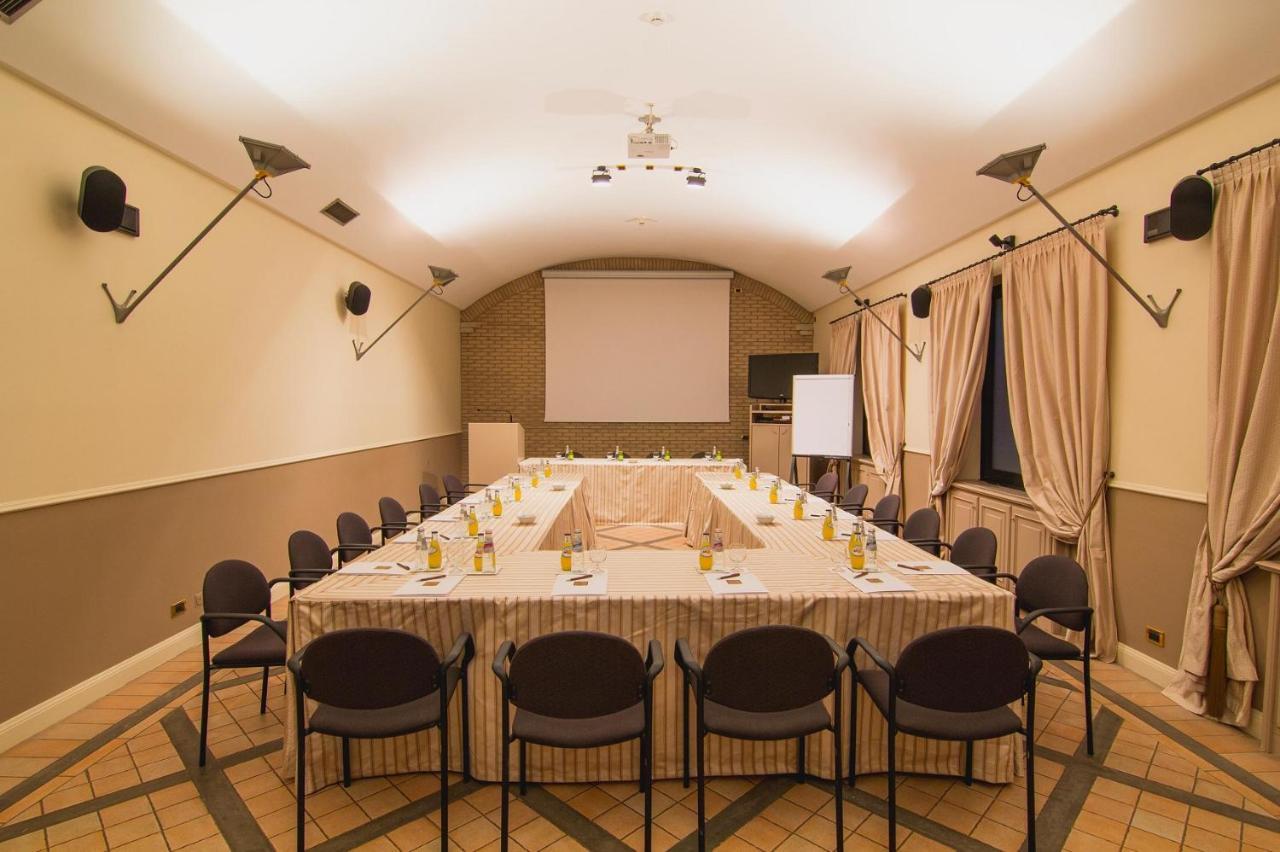 تشيزانو ماديرنو Hotel Parco Borromeo - Monza Brianza المظهر الخارجي الصورة