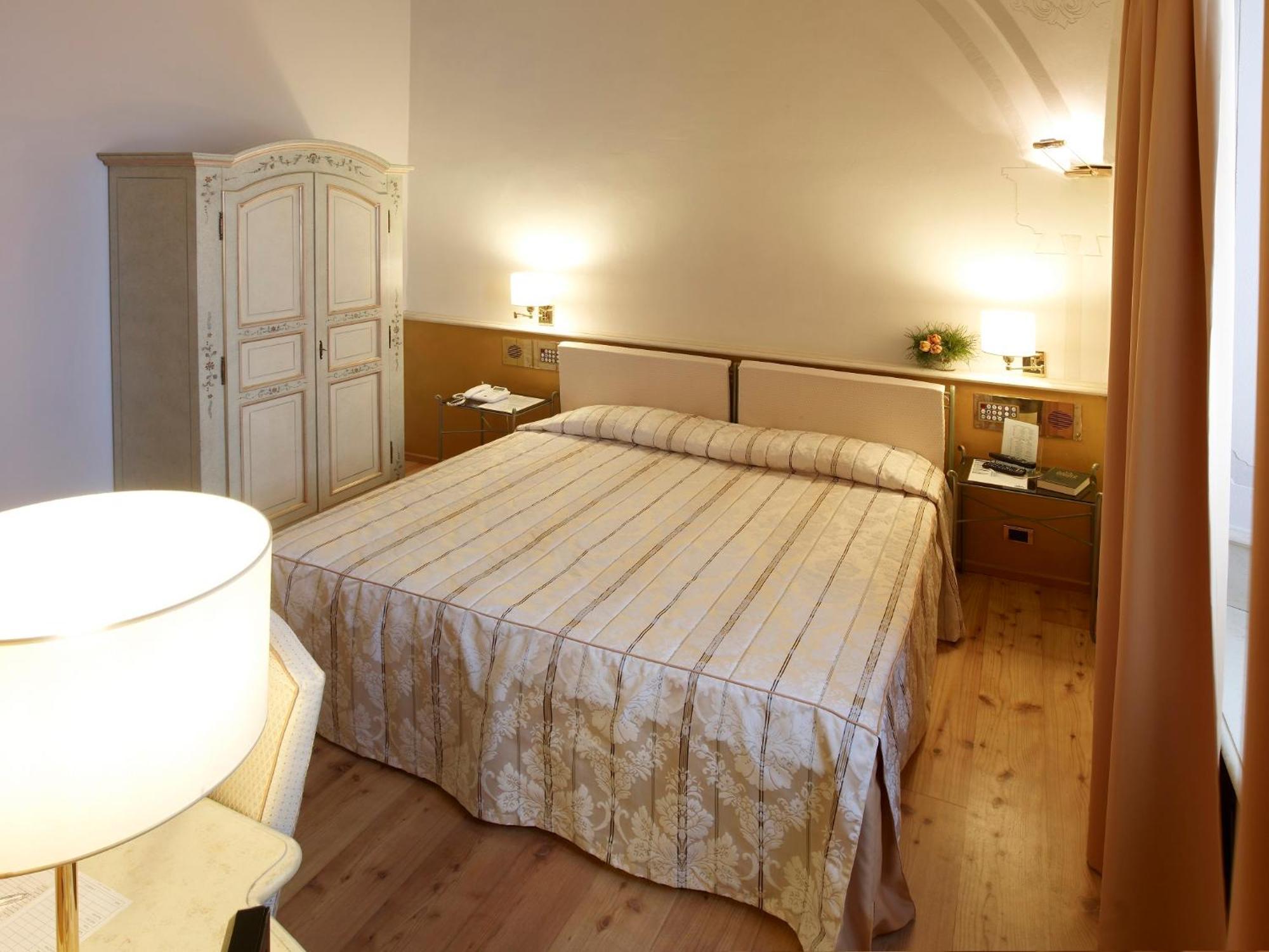 تشيزانو ماديرنو Hotel Parco Borromeo - Monza Brianza الغرفة الصورة